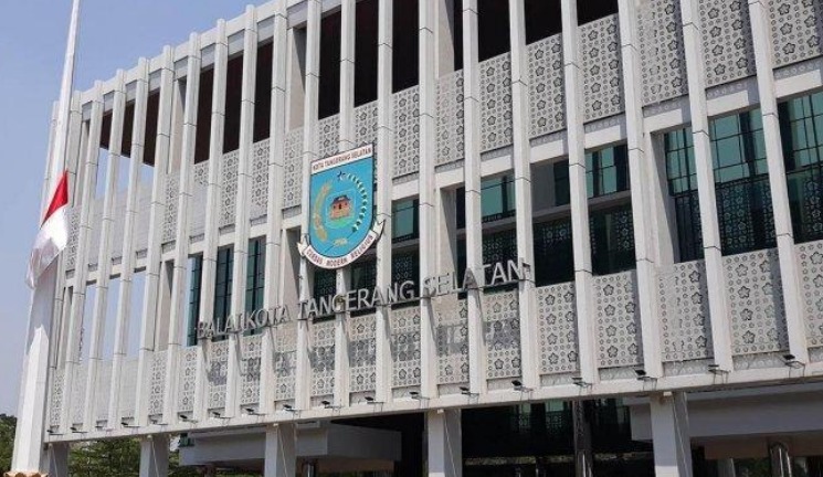 Tangsel Implements WFA Until 30 March, Mayor Ensures Public Services Continue