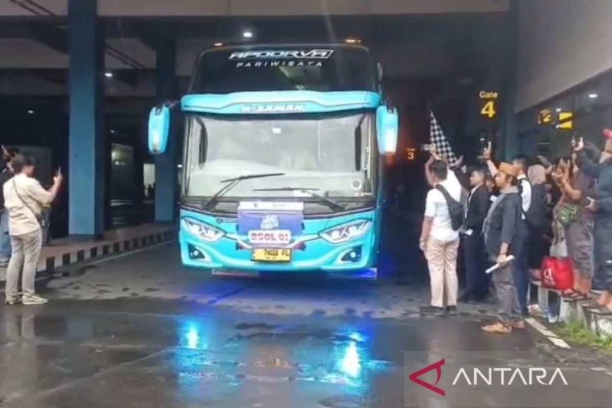 Bogor Regency fetches 900 free mudik participants back home