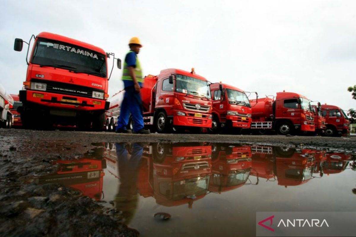 Minister Bahlil: Diesel stocks secure as Indonesia halts imports