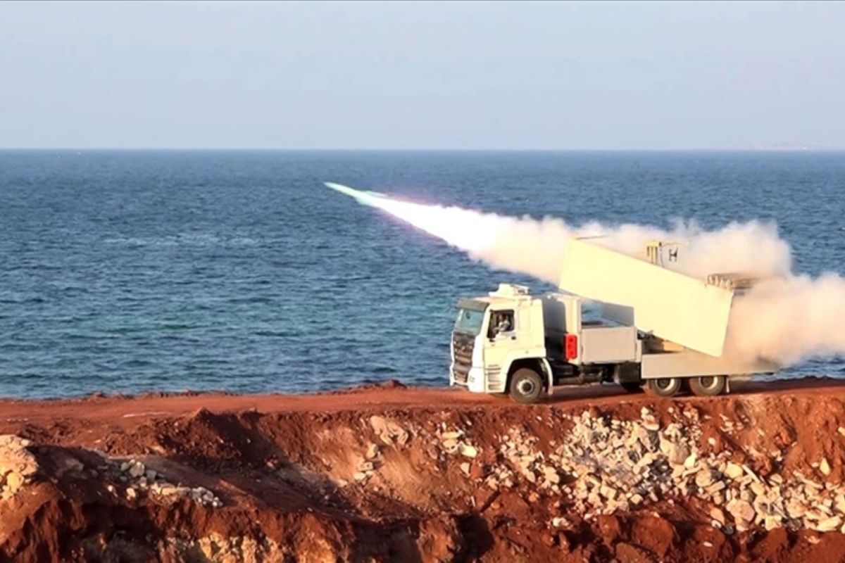 Four Gulf countries struck by missiles and drones amid regional conflict