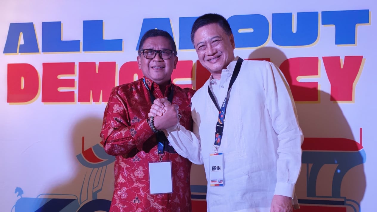 Marking 40 Years of 'People Power', PDIP Secretary-General Hasto Attends Regional Democracy Consolidation in the Philippines