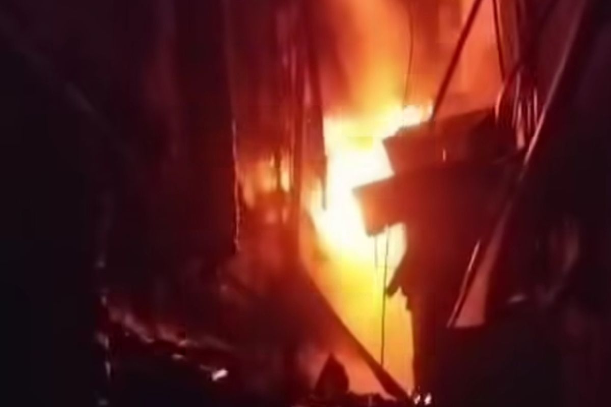 Fire Victims in Tambora, West Jakarta, Receive Compensation