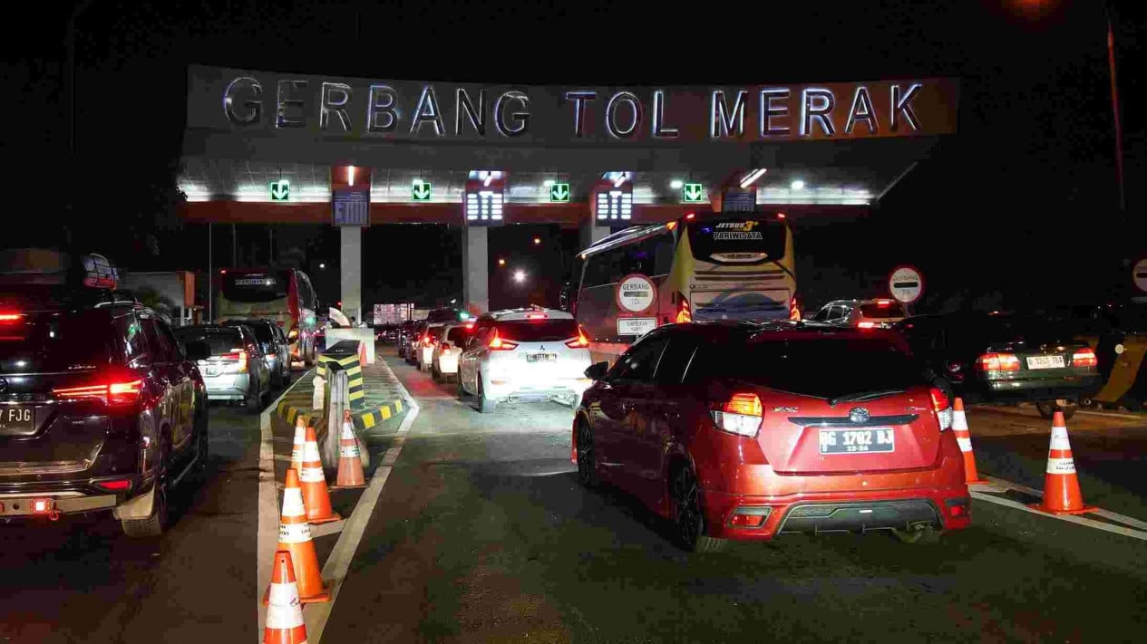 Facing Peak Lebaran Return Flow 2026, Police Prepare Contraflow in Merak