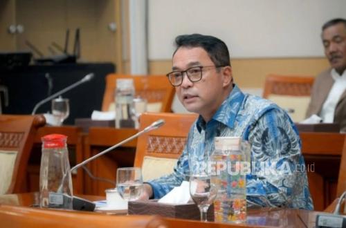 Commission IX Responds to Plan for Adjusting MBG Programme