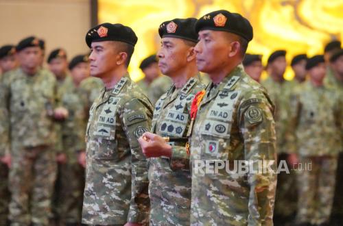 TNI Commander Promotes Lt Gen Lucky Avianto and Appoints TNI Territorial Chief of Staff