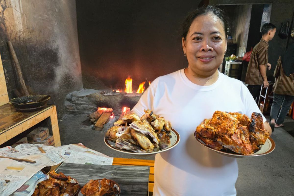 The Story of Bu Setu's Grilled Chicken, a Favourite Culinary Spot in Magetan That Successfully Expanded Its Business Thanks to BRI Empowerment