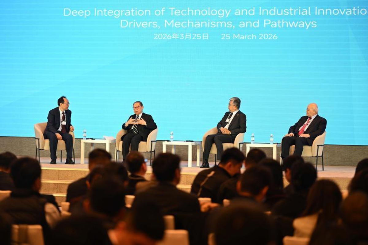 Tianjin Hosts 2026 Global Business Leaders Roundtable Meeting