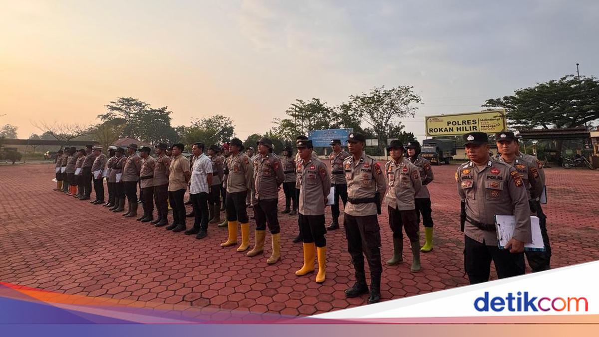 Rokan Hilir Police Deploy Dozens of Personnel to Strengthen Forest and Land Fire Management