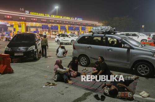 Cause of Return Traffic Density According to Transport Minister: Not a Surge in Vehicles