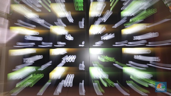 Andry Hakim's Issuer (CBRE) Losses Swell 36% in 2025