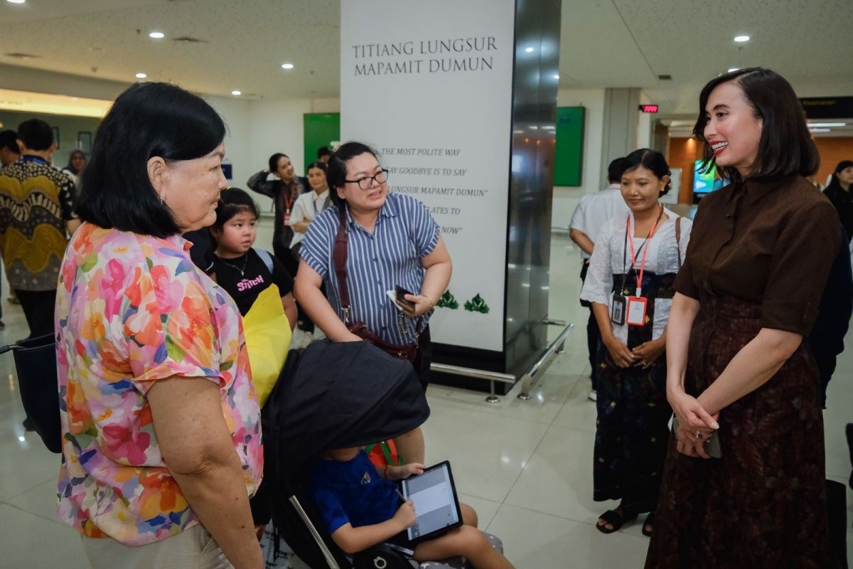 Tourism Minister Appreciates Services for Tourists During Nyepi-Lebaran Holidays