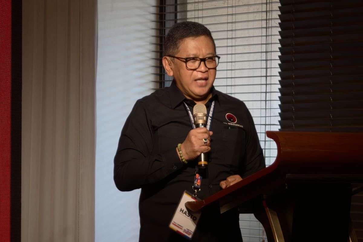 Hasto Emphasises the Importance of Party Institutionalisation at CALD Forum