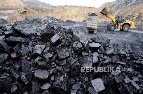 Coal Production Relaxation, Bahlil Prioritises Domestic Needs