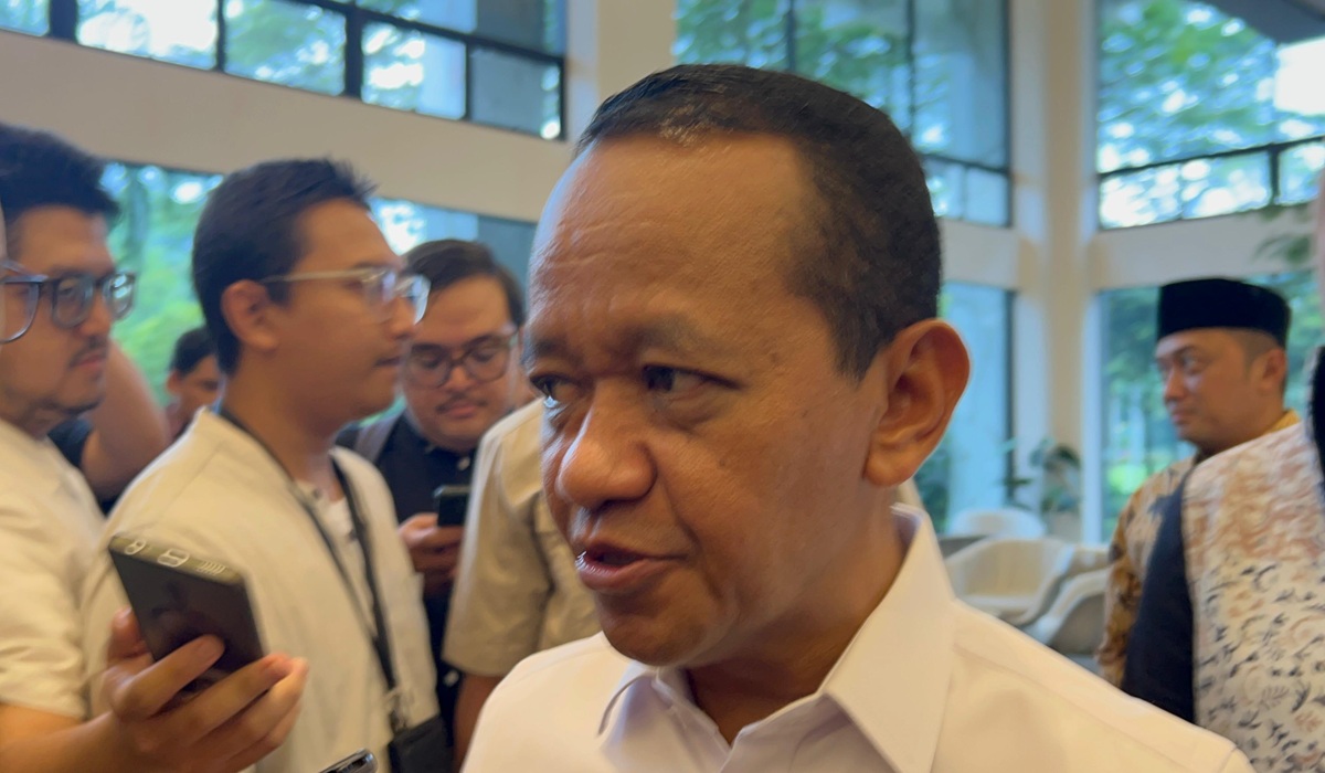 Bahlil Assures No Restrictions on Fuel Subsidies Yet, Stocks Secure