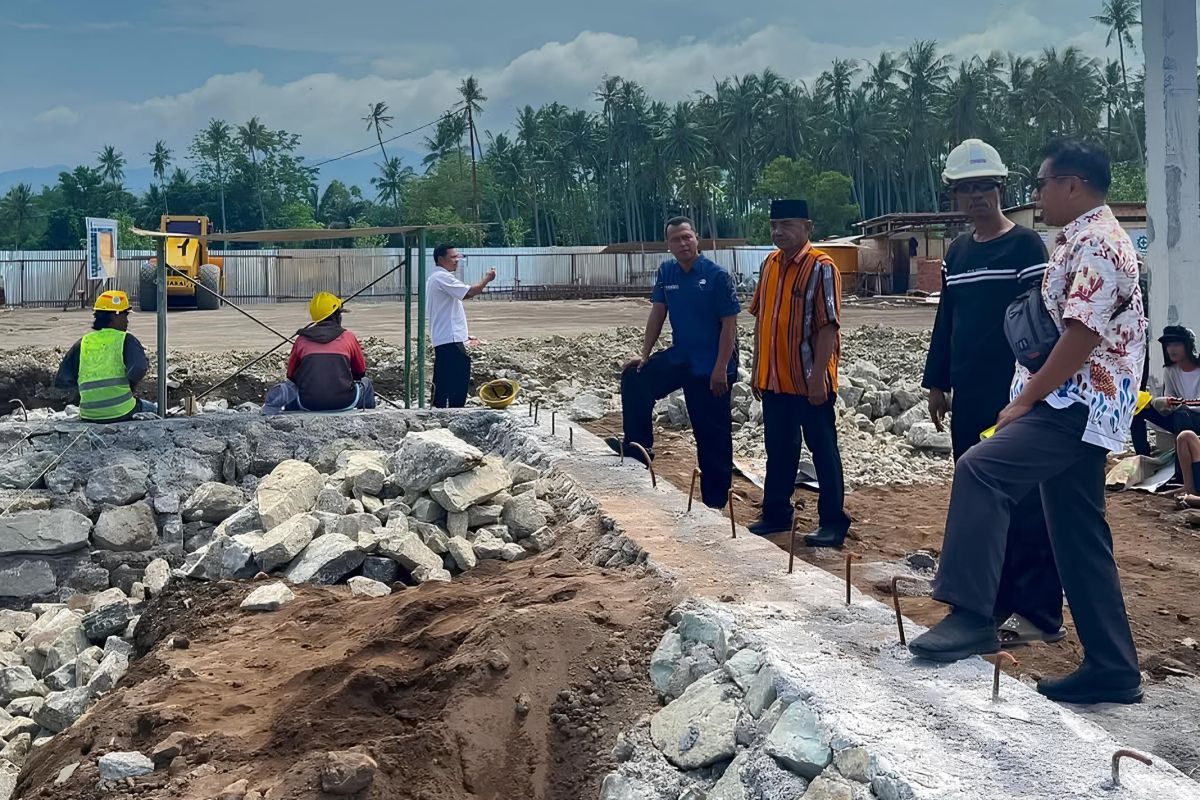 NTB Marine and Fisheries Office Mediates Challenges in Fishermen's Village Project in Mataram