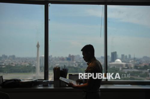 WFH Amid Energy Crisis: Maintaining Balance Between Productivity and Efficiency