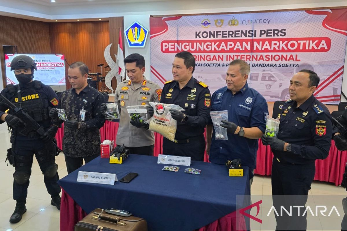 Chinese National Arrested After Bringing Narcotics to Soekarno-Hatta Airport