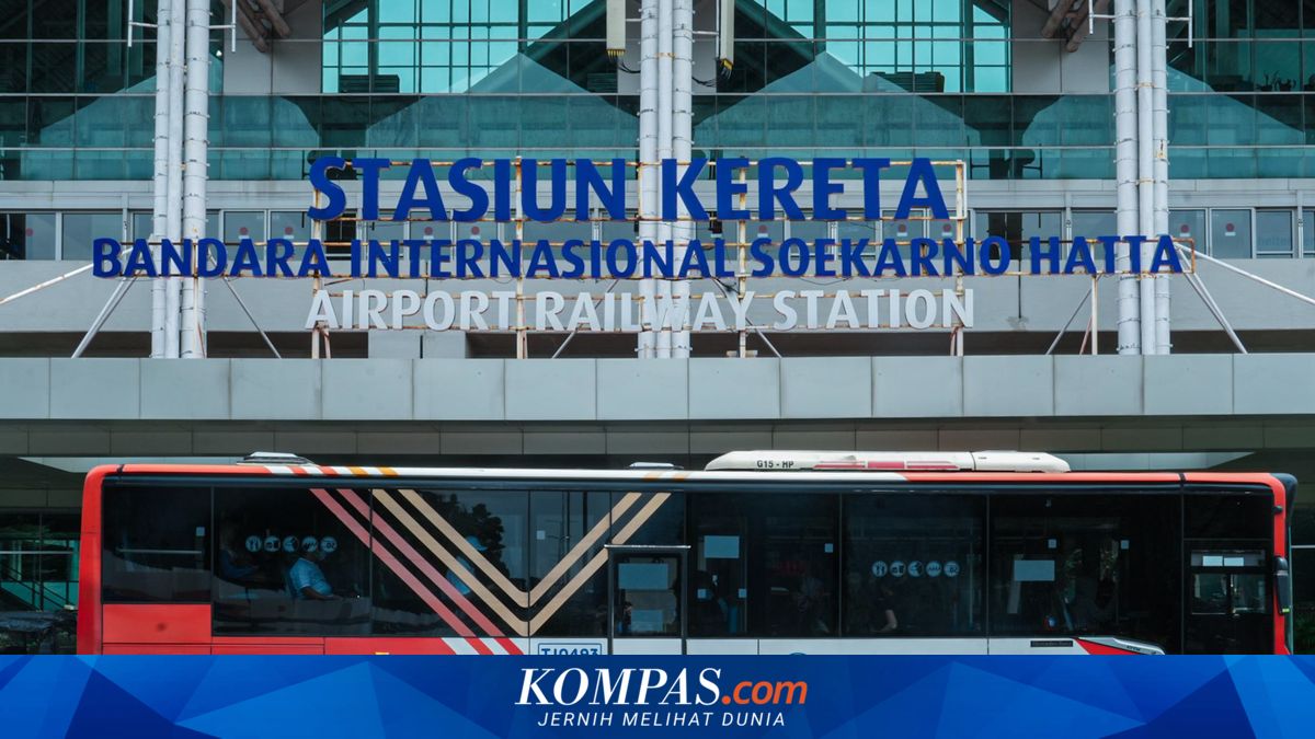 Transjakarta Blok M - Soekarno-Hatta Airport Route Popular Among Holidaymakers