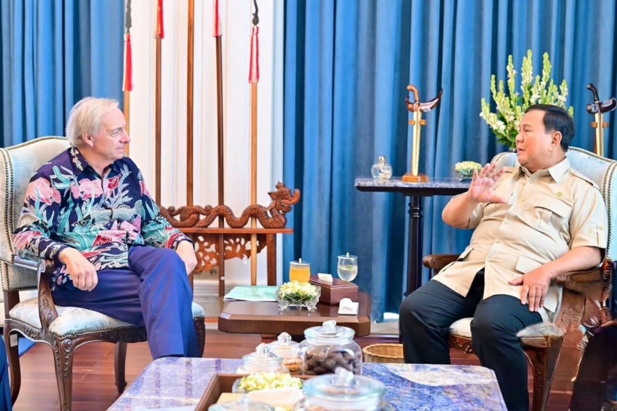 Prabowo and Ray Dalio discuss Indonesia's economic prospects and strengthening Danantara