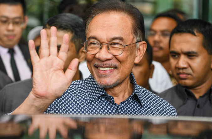 Upon Arrival in Jakarta, Anwar Ibrahim to Discuss This Issue with Prabowo