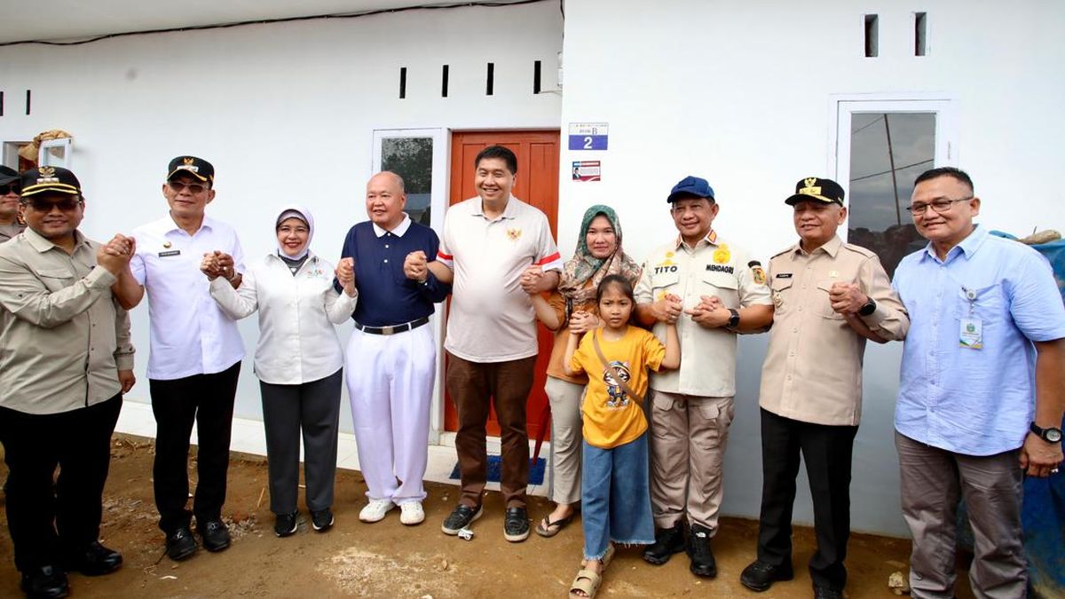 PRR Task Force Hands Over 120 Permanent Homes in Tapanuli Selatan, Praises Regent's Swift Action