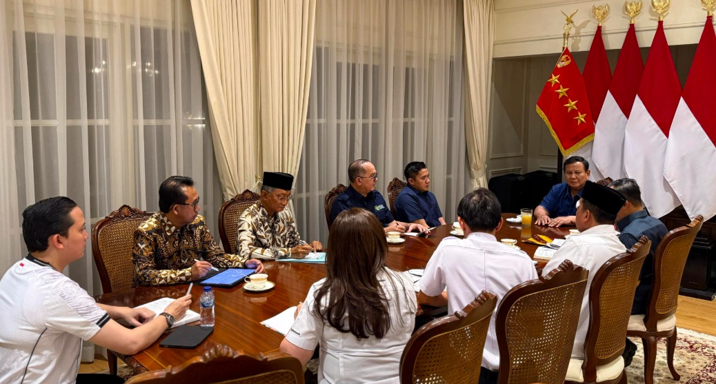 From Tracks to Decent Housing