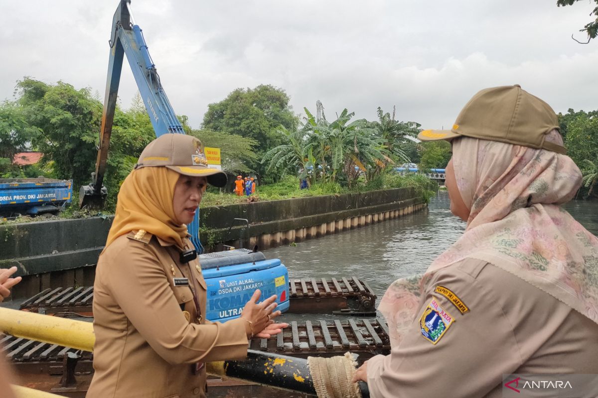 West Jakarta to take firm action against owner of building in Tegal Alur waterway