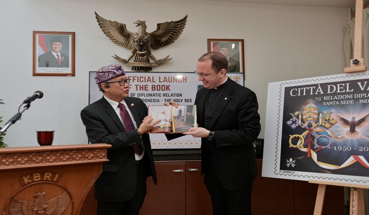 75 Years of Indonesia-Vatican Relations: Joint Book 'Together Navigating the Times' Officially Launched