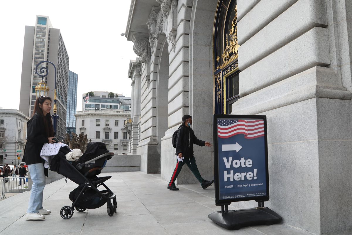 US Judge Temporarily Halts Trump's Move to Blacklist Anthropic