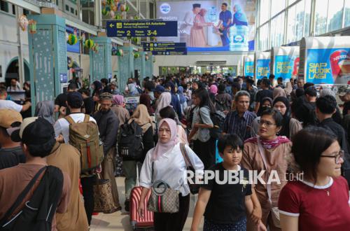 KAI: Lebaran Ticket Sales Reach 102.3 Percent