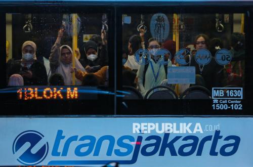 Pramono Reveals Transjakarta Serves 1.4 Million Passengers Daily, Contributing Rp73.8 Trillion