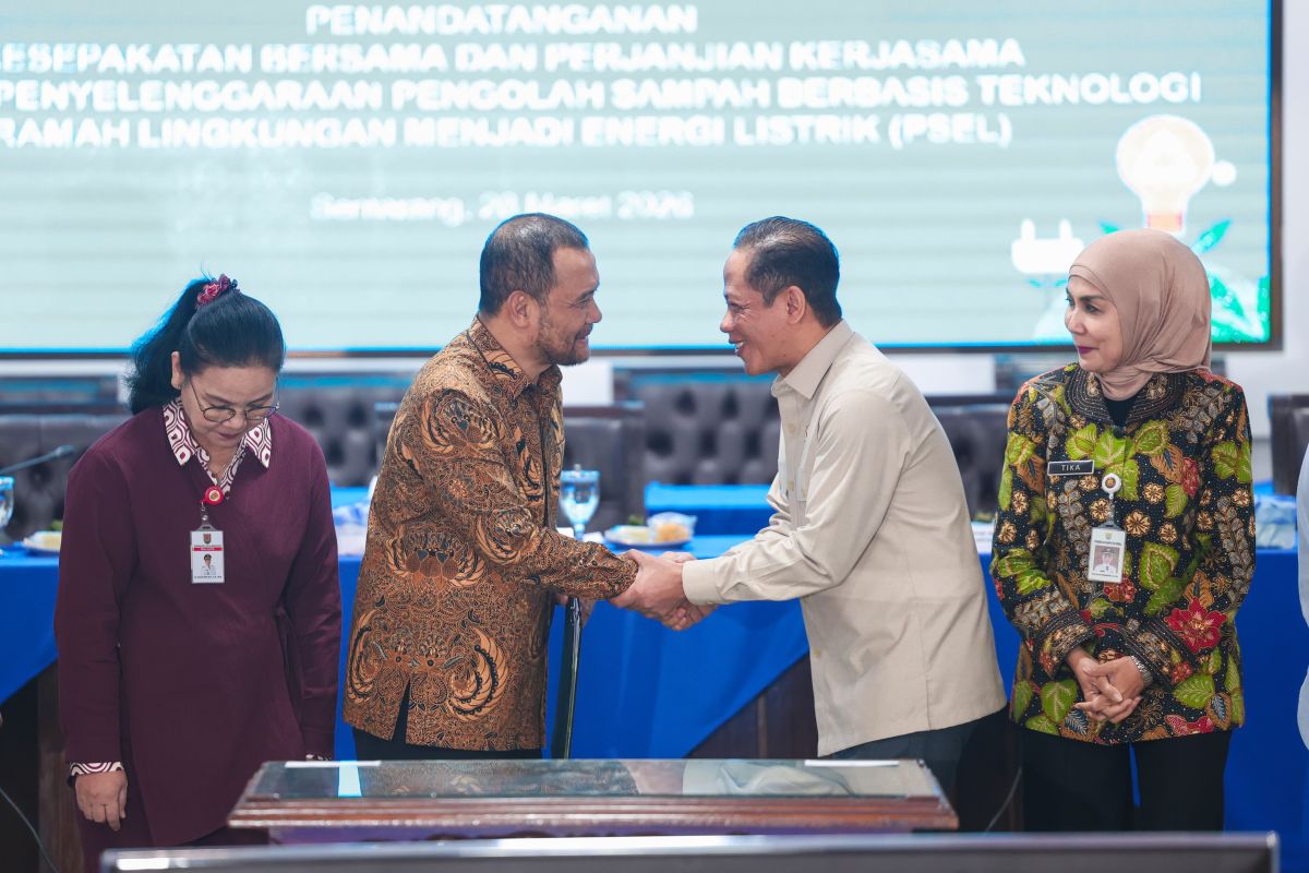 Central Java Provincial Government and Two Local Governments Manage Waste into Electricity