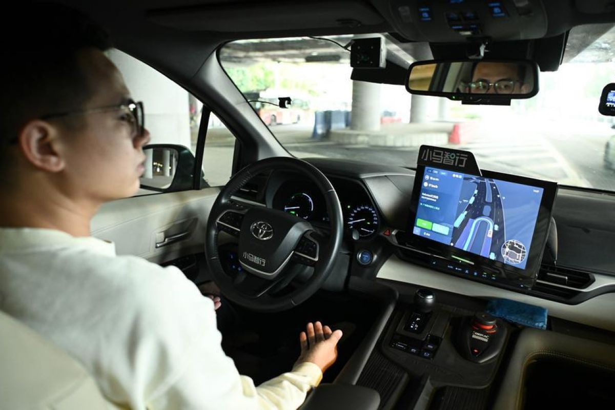 Chinese Company to Operate 3,000 Robotaxis by End of 2026