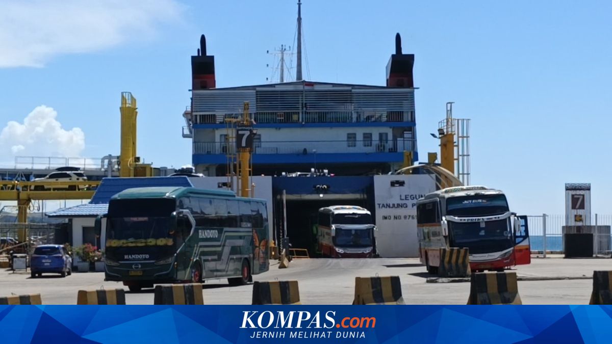 60 Percent of Vehicles Have Already Returned from Sumatra to Java
