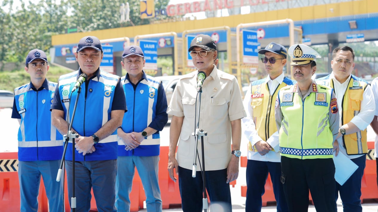 Minister of Public Works Ensures Toll Road Infrastructure in Good Condition for Eid Return Flow