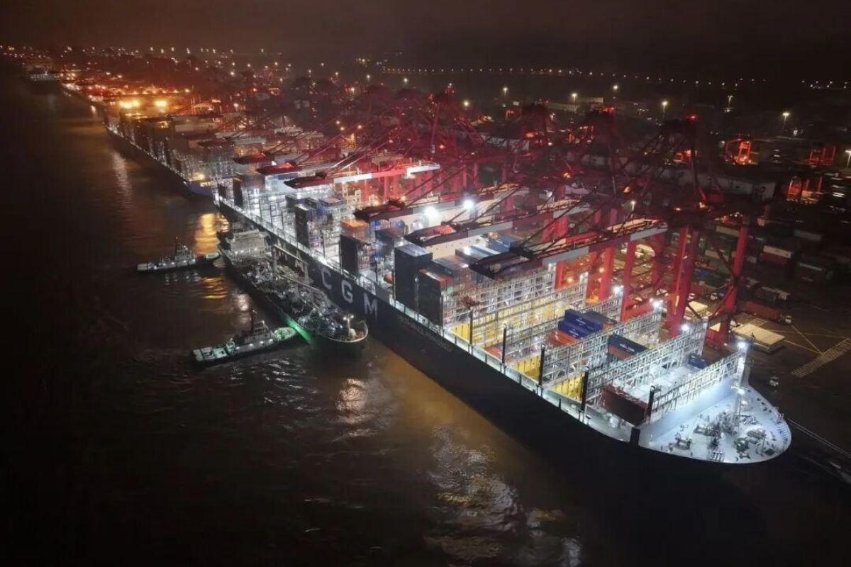 Supporting Global Maritime Industry Decarbonisation, Shanghai Electric Completes First Large-Scale Biomethanol Bunkering
