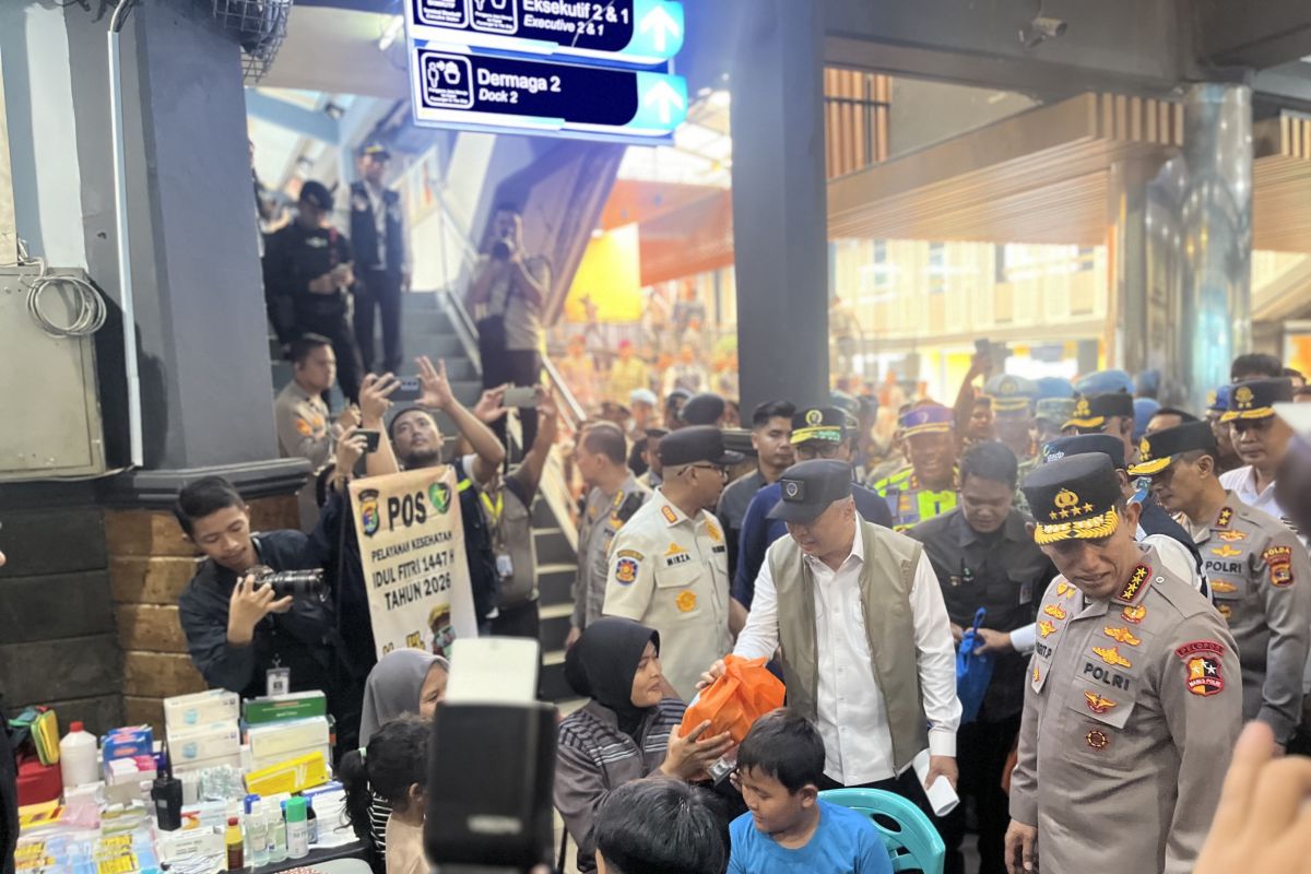 Police Chief States 2,561,629 Returnees Have Arrived Back in Jakarta on H+6