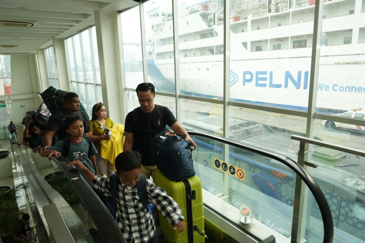 Return Flow: Pelni Predicts Tanjung Perak as Busiest Arrival Port