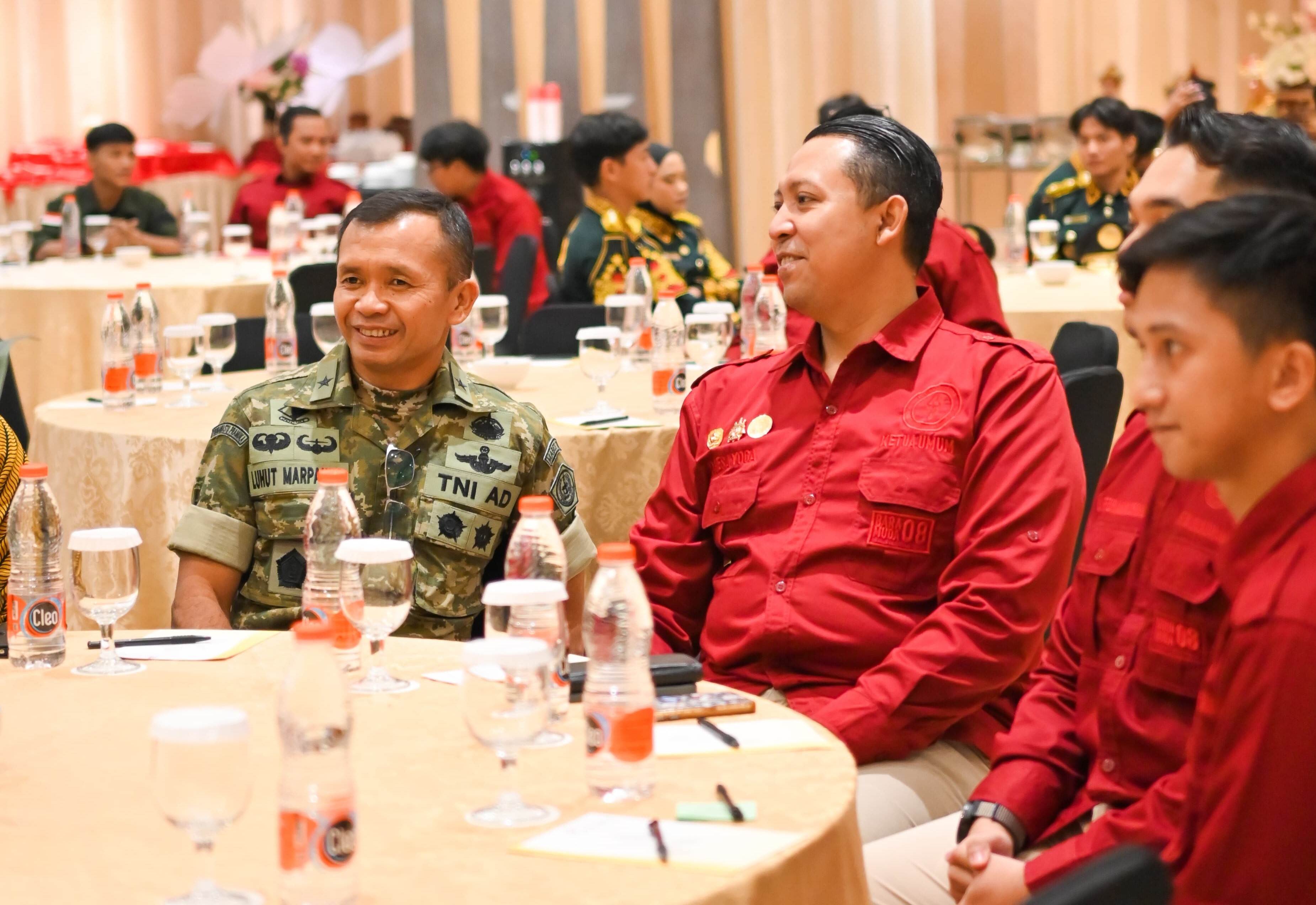 Beware of Polarisation Amid Global Turmoil