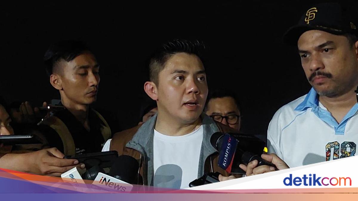 Cabinet Secretary Apologises for Long Queues at People's Bazaar in Monas