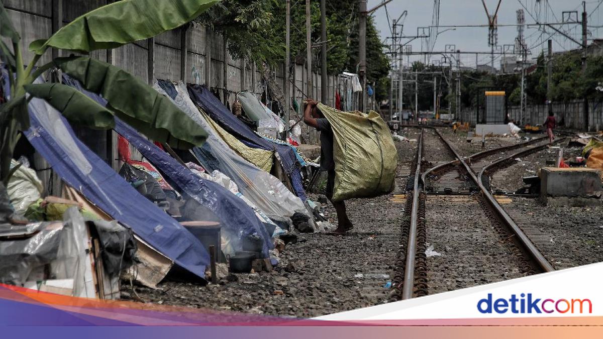 Following Prabowo's Directive, Jakarta Provincial Government Prepares Temporary Relocation for Senen Railway Track Residents