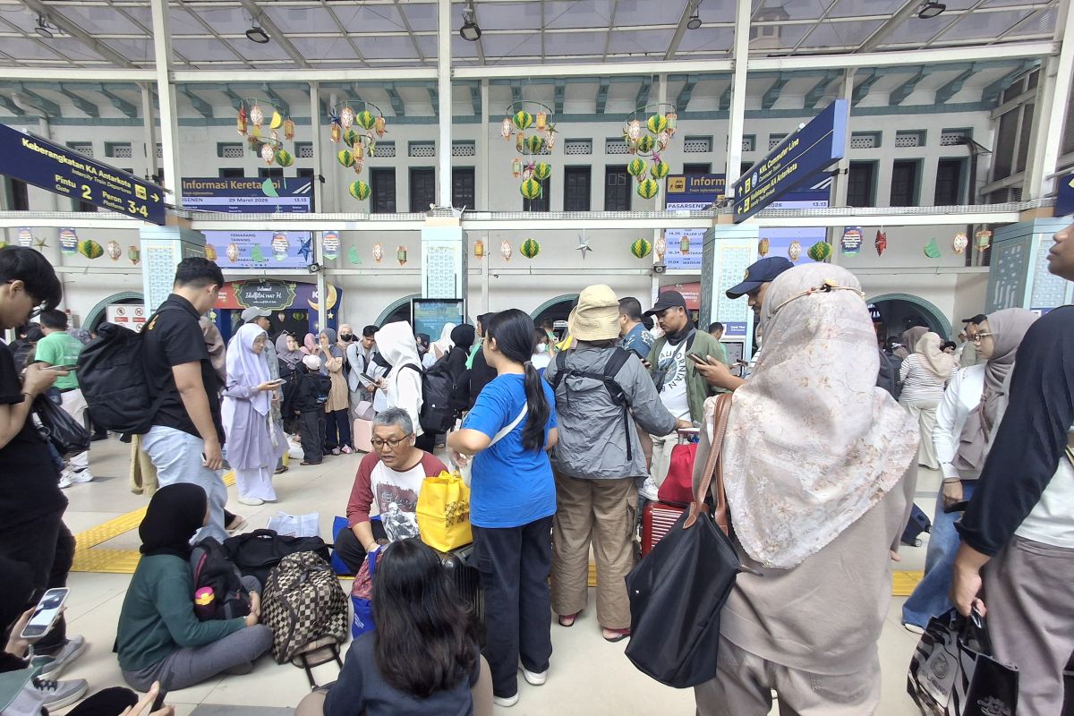KAI Daop 1 Highlights Travel Conveniences by Train During Lebaran Return Flow