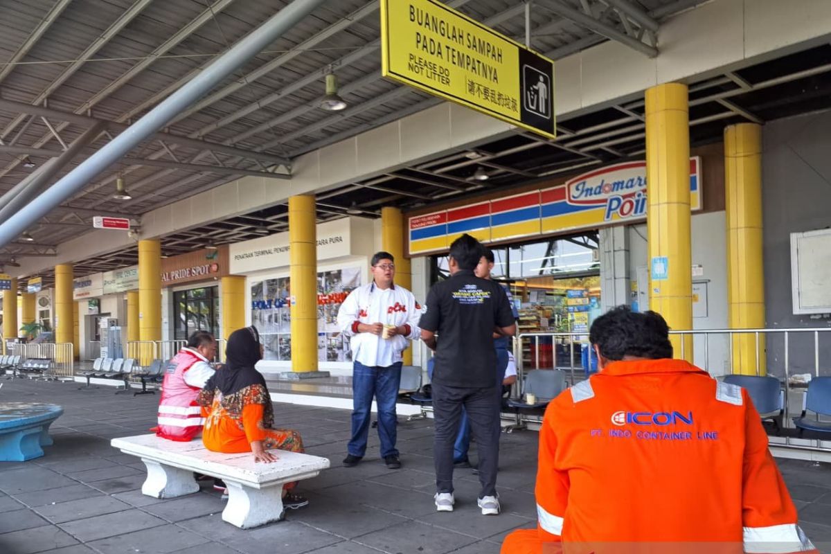 Number of ship passengers departing from Tanjung Priok reaches 24,253 during Eid