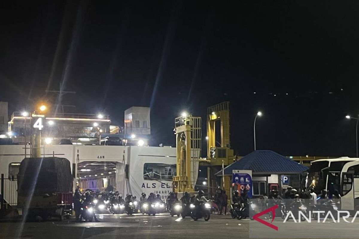 Peak Return Flow at Merak Port Monitored to Proceed Smoothly