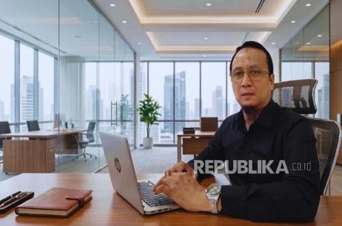 Gold Shares vs Physical Gold: Understanding the Potential Amid Global Uncertainty