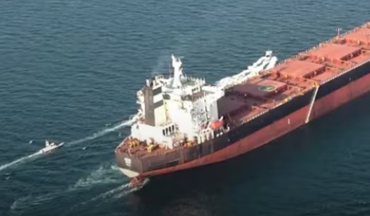 Iran Allows Another 20 Pakistani Ships to Pass Through the Strait of Hormuz