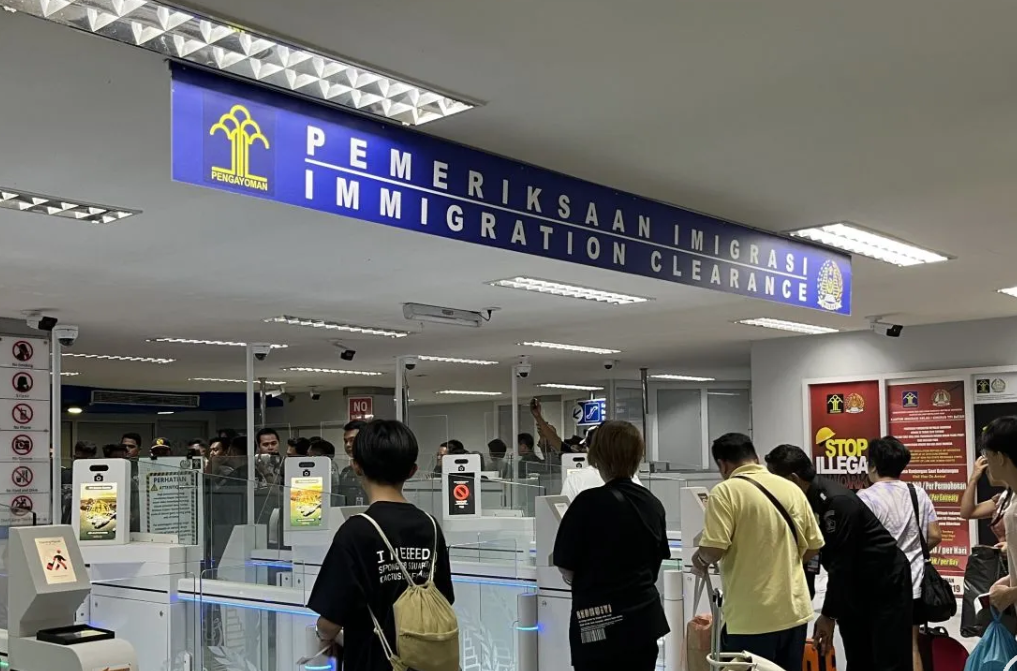 Batam Immigration Admits Officer Engaged in Extortion Against Foreign National