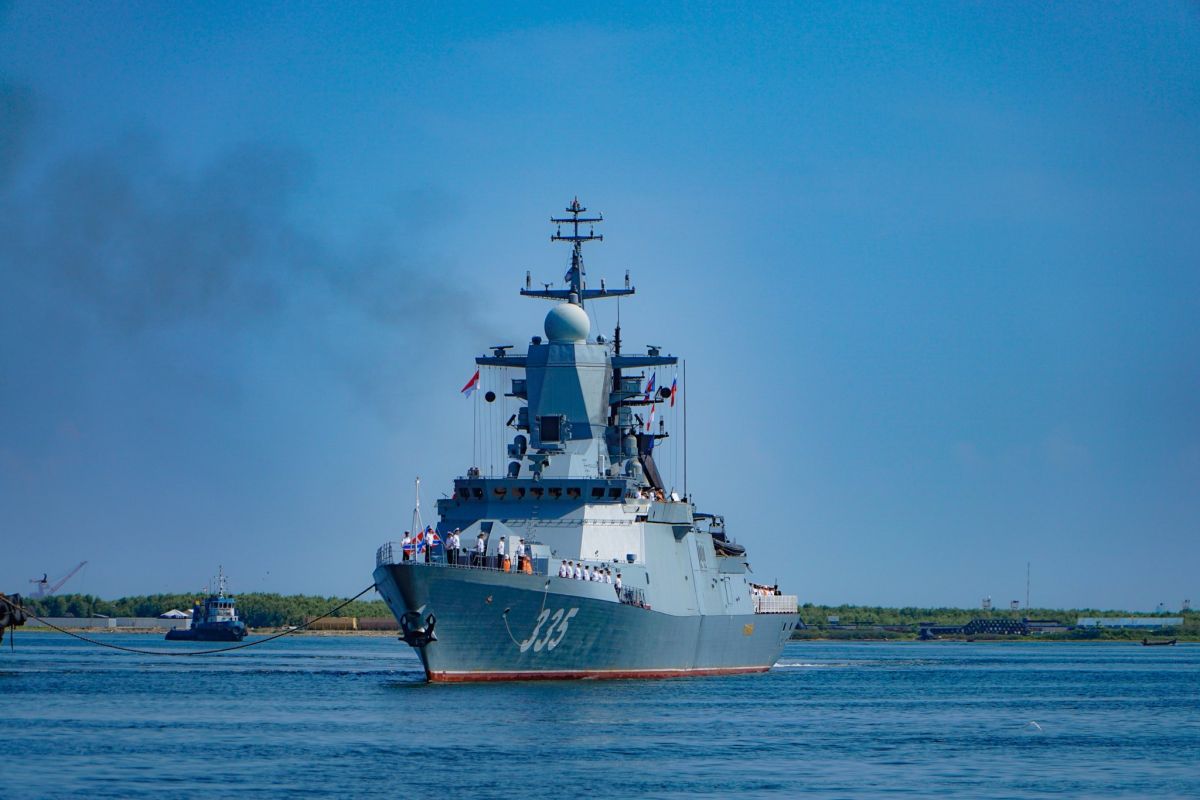 Russian Navy Pacific Fleet Warships Arrive in Jakarta for Joint Exercises with Indonesian Navy