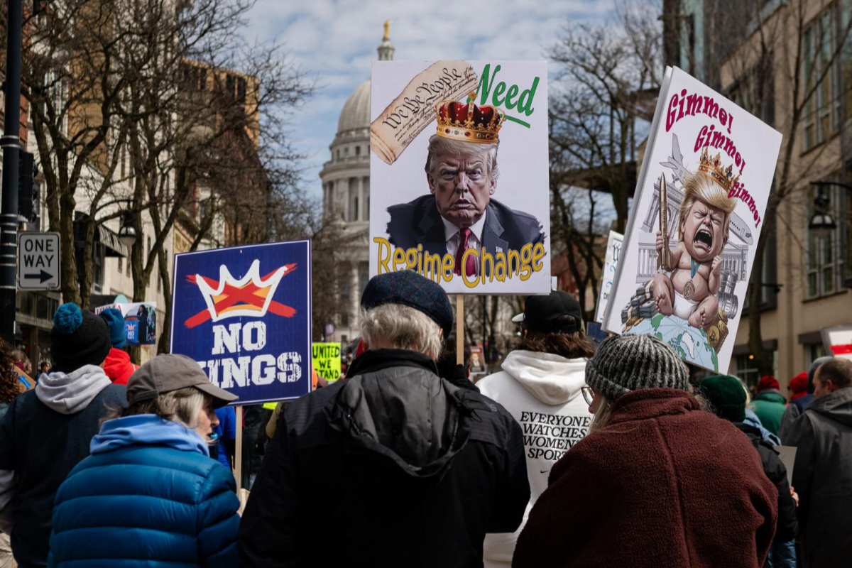 No Kings Protests Draw Spotlight, Between Public Criticism and Government Stability