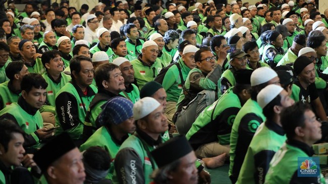 Two GOTO Executives Snap Up Shares at Rp2 Price